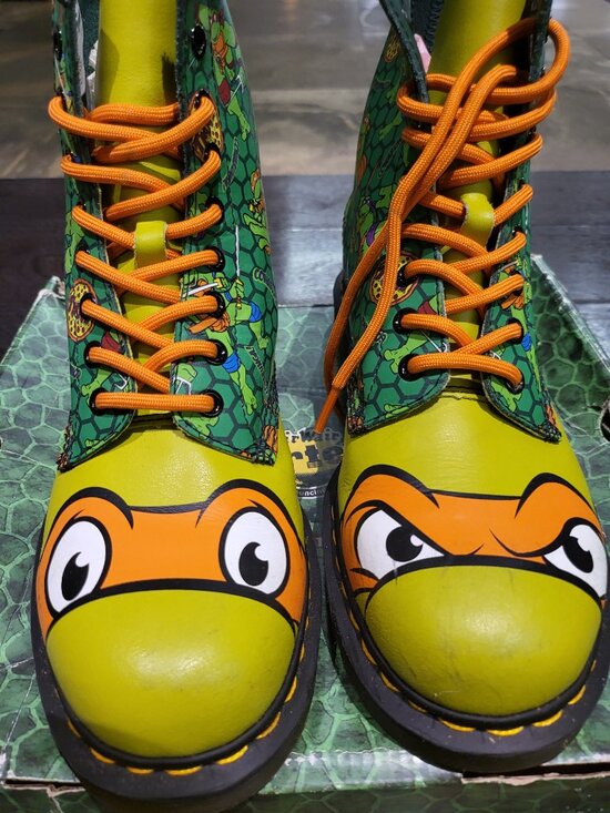 Limited Edition Unisex Ninja Turtles Dr. Martins main image 4